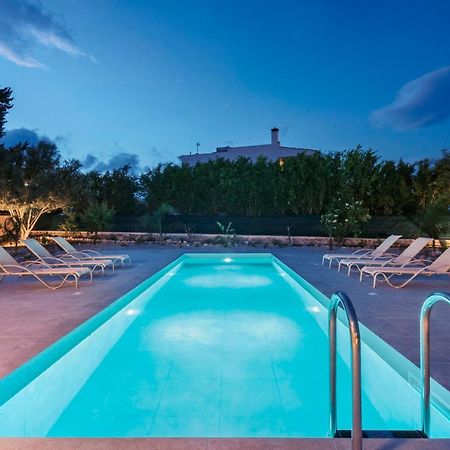Villa Maribia With Private Pool เกนนาดี ภายนอก รูปภาพ